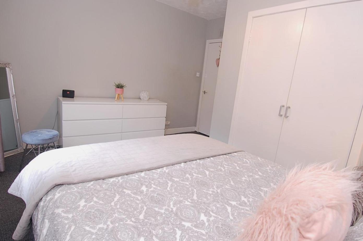 Mar Apartment Stirling Buitenkant foto